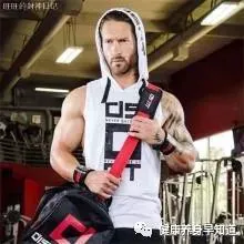 如何在封闭训练中培养篮球战术意识_0